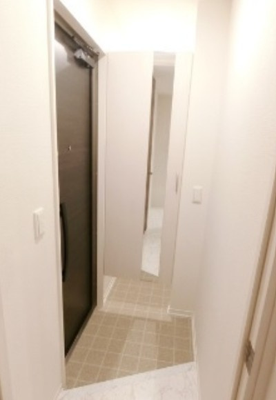 フロリナパークの玄関|※別号室の参考写真です