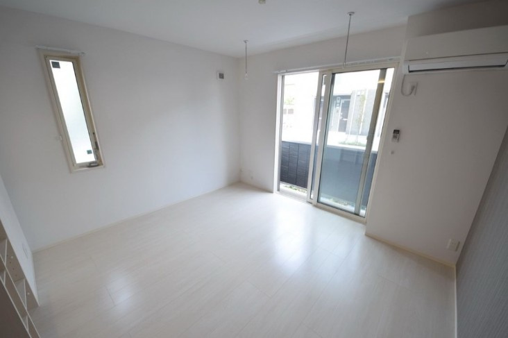 フロリナパークの居間・リビング|※別号室の参考写真です