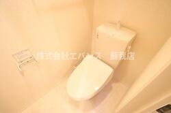 【トイレ】 | カーサ・エスペランサ | 温水洗浄暖房便座