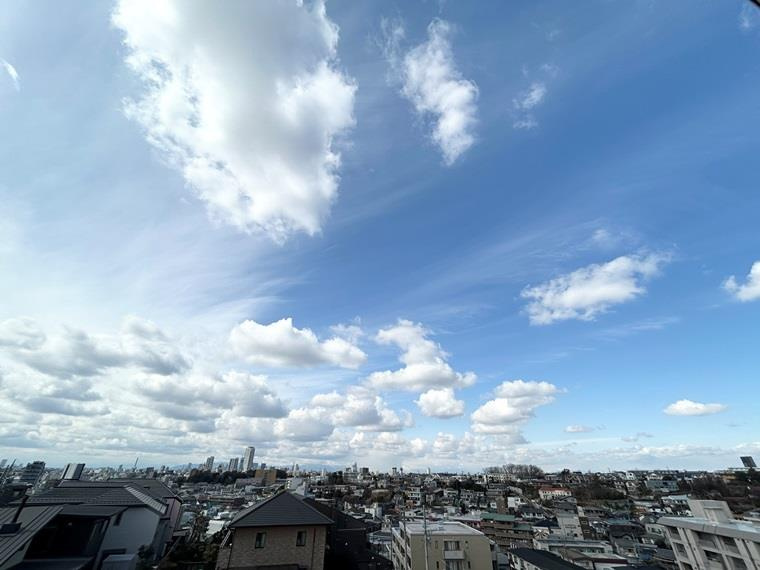 パーク・ホームズ鹿子町の展望