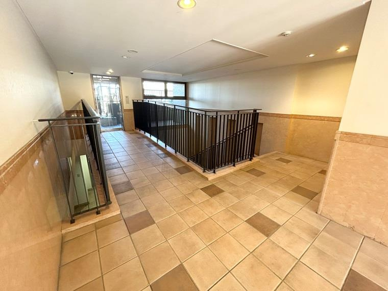 パーク・ホームズ鹿子町のロビー