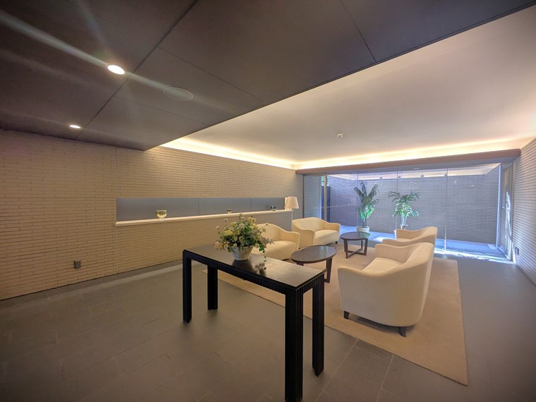 グランドヒルズ覚王山法王町のロビー