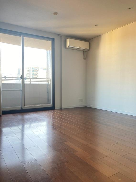 プレティナレジデンス橦木町の居間・リビング