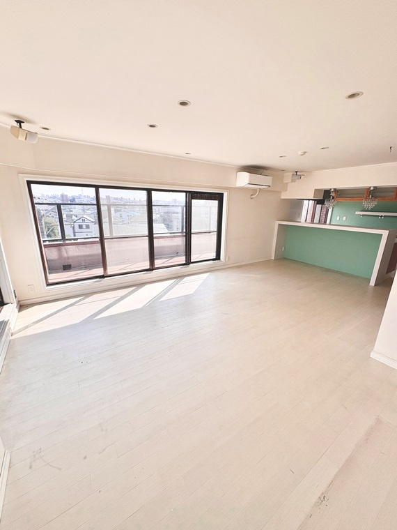 三旺マンション南明の居間・リビング