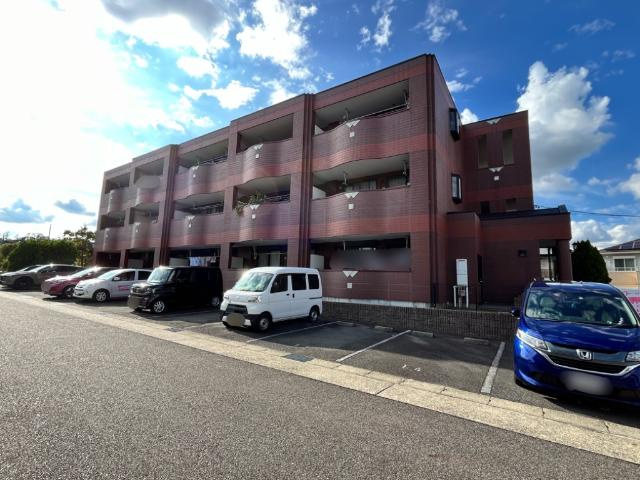 ファビュラスの外観|外観写真（昼）