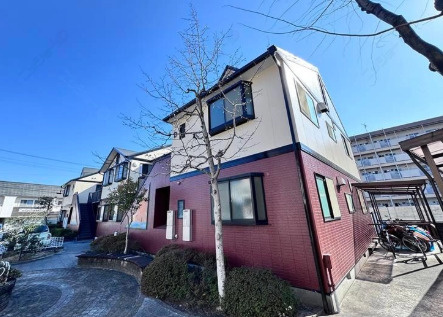 タウンサンロイヤルDの外観