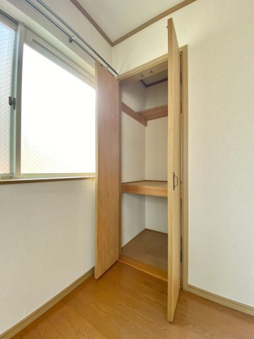 タウンサンロイヤルCの収納