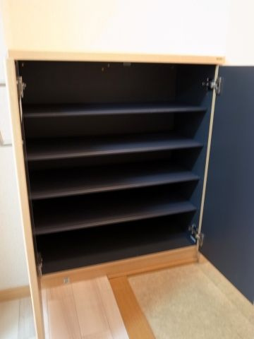 STRAUSS六甲の収納