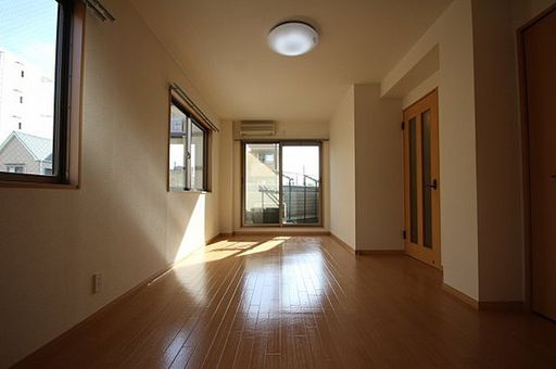 STRAUSS六甲の居間・リビング