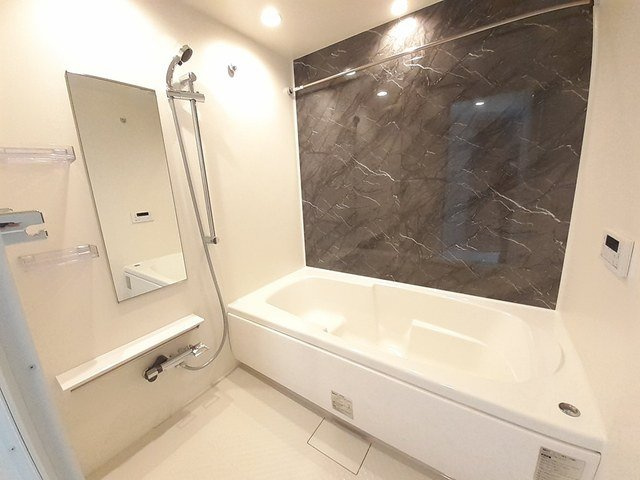 メゾン　サカエⅤの浴室