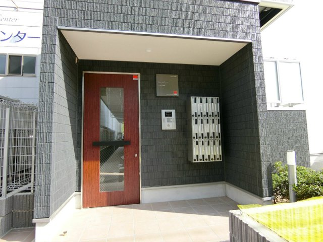 リブリ・社台のエントランス