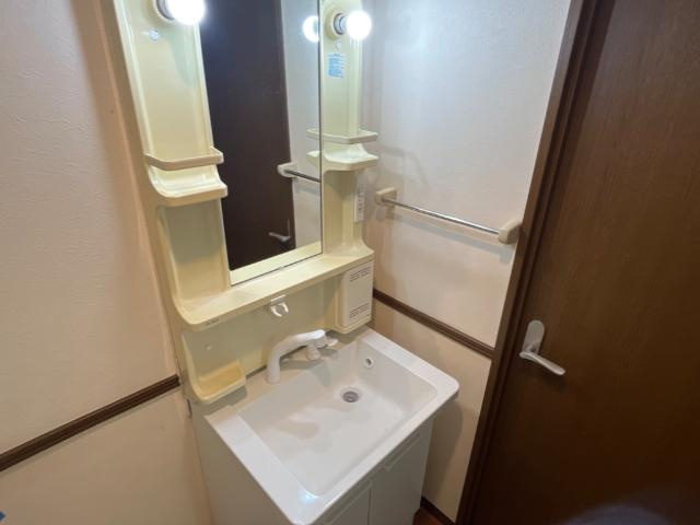 ハイツ株山Ⅱの洗面所|洗髪洗面化粧台