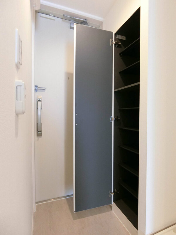 リブリ・ナゴヤドーム前の玄関