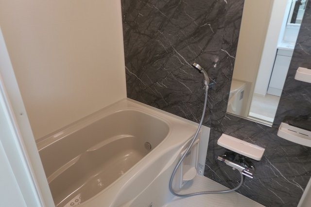 リガーレ　シダミの浴室