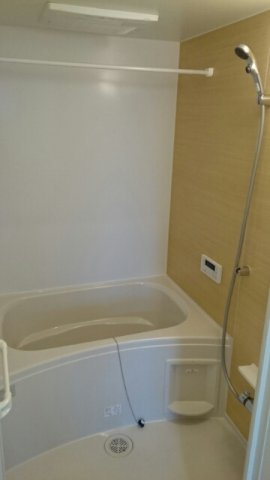 ラ・シャンブル浦里の浴室