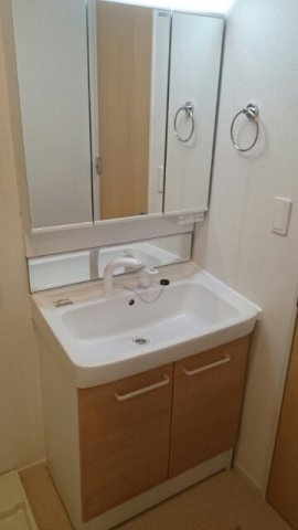 ラ・シャンブル浦里の洗面所