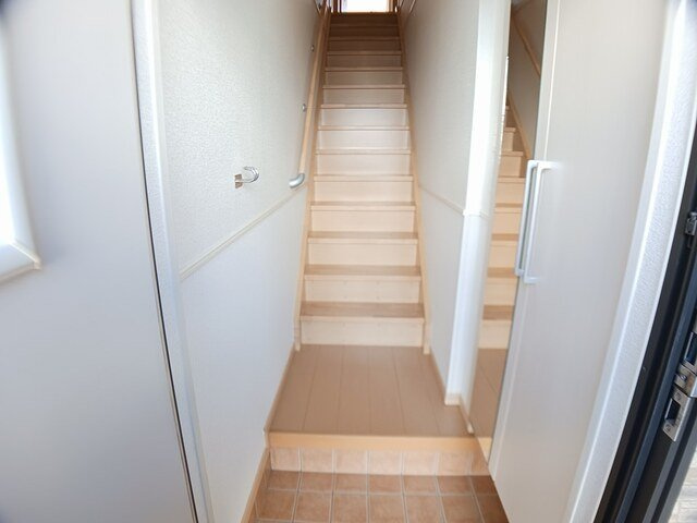 リバーベルＢの玄関