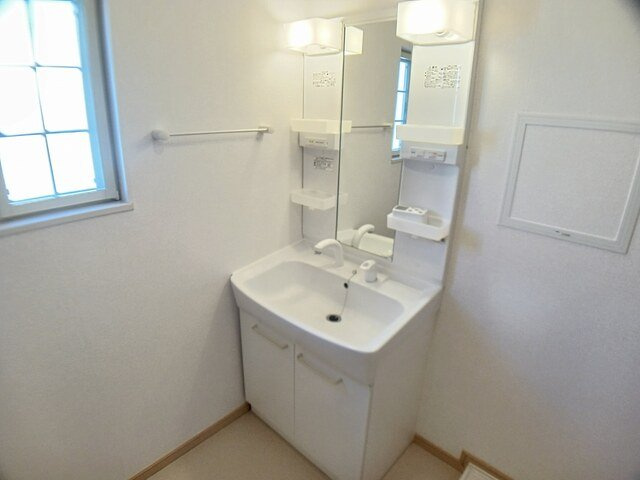 リバーベルＢの洗面所