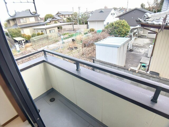 リヴェールｍａｋｉⅡのバルコニー