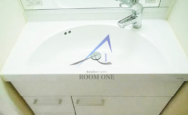 駒込レジデンス壱番館の洗面所|洗面台です。