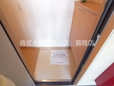 【玄関】 | コモドA | 明るい玄関です