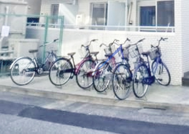 ニューハイム早稲田のその他共用部分|駐輪場です。