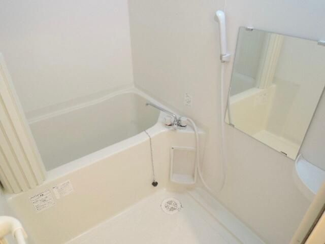 グランデフォルトゥーナの浴室