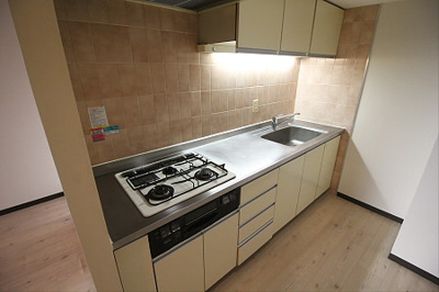 【キッチン】 | メゾンデュソレイ