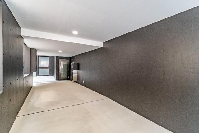 ＨＷ．Ｈｉｌｌｓ　東日暮里のエントランス