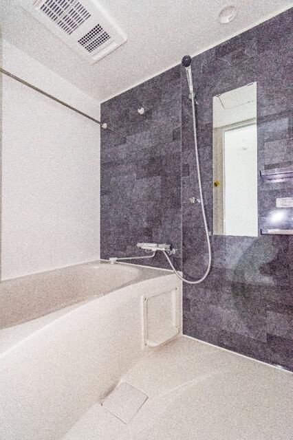 ＨＷ．Ｈｉｌｌｓ　東日暮里の浴室