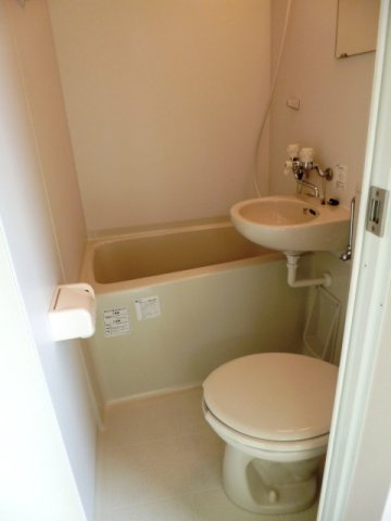 スカイコーポ坂本の浴室