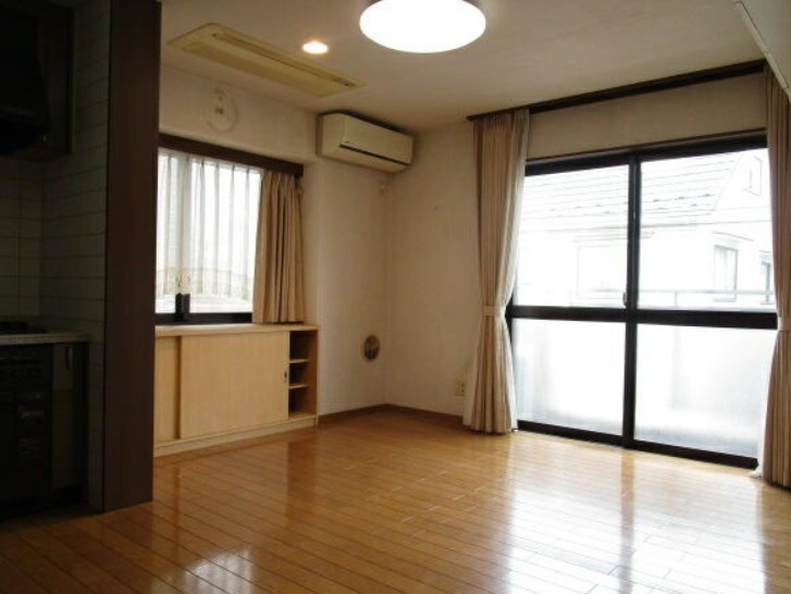 池田邸の居間・リビング