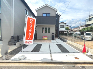 【外観】 | 廿日市市住吉（廿日市駅）全3区画　NO3【外構込み】 | 【NO3】☆JR廿日市駅まで徒歩18分☆廿日市小学校まで徒歩10分☆廿日市中学校まで徒歩23分☆ゆめタウン廿日市まで徒歩7分☆フレスタ徒歩10分☆ウォンツ徒歩13分☆土地44坪☆前面道路4.5ｍ
