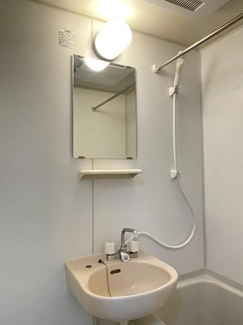 エスポワール日暮里の洗面所