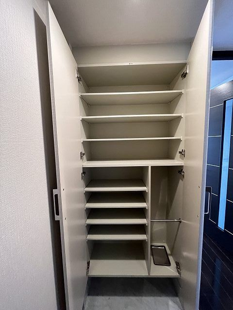 デュオ・スカーラ古河庭園の玄関