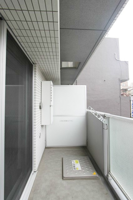 AXAS FORT両国立川のバルコニー