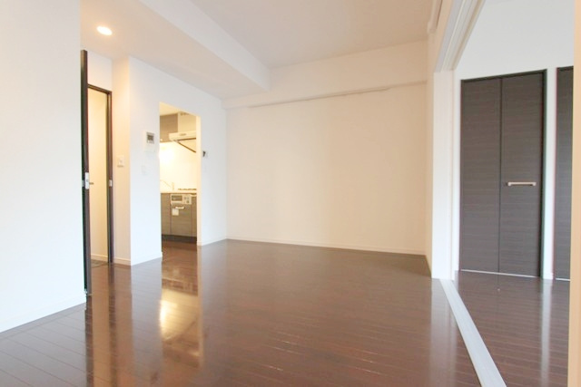 AXAS FORT両国立川の居間・リビング