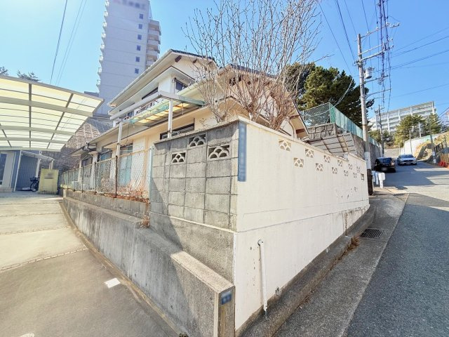 神戸市垂水区高丸3丁目土地の前面道路含む現地写真