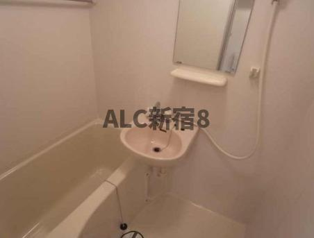 スカイコート原宿の洗面所