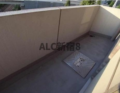 スカイコート原宿のバルコニー