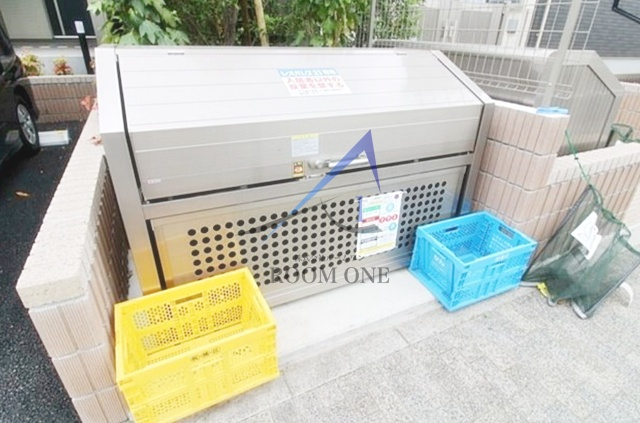 ヴィアロ高島平レジデンスＢのその他共用部分|敷地内ごみ置き場です。