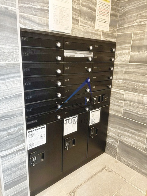 レピュア錦糸町のその他共用部分|宅配ボックスです。