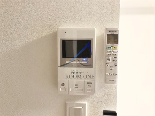 レピュア錦糸町のセキュリティ|モニター付きインターホンです。