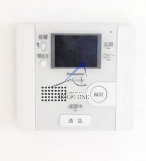 リヴシティ錦糸町のセキュリティ|モニター付きインターホンです。