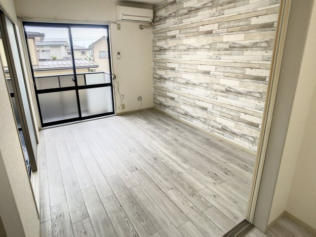 フレグランスリバティの洋室