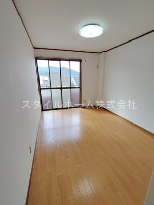 【居間・リビング】 | ライフパーク・瑞雲 | イメージ写真です。