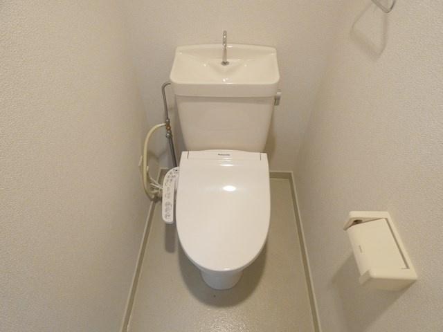 ハオス.ベハーゲンのトイレ|★温水洗浄便座付きで快適です