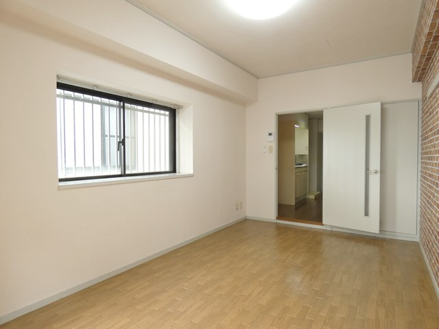 ハオス.ベハーゲンの洋室|★明るくて広々とした居室です