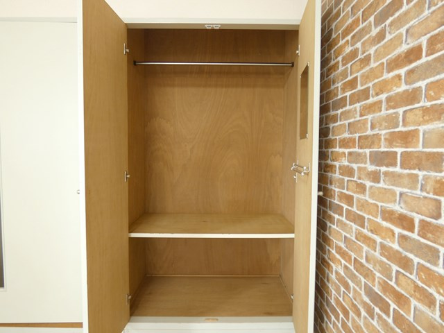 ハオス.ベハーゲンの収納|★ハンガーもかけれるので整理整頓に便利です