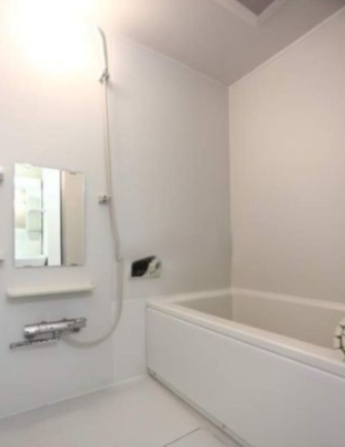 セシリア新杉田の浴室